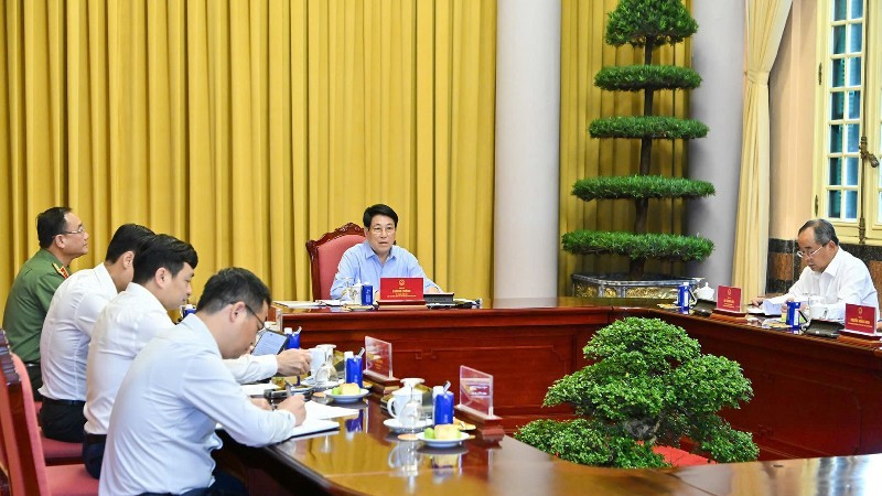 Chủ tịch nước Lương Cường làm việc về công tác chuẩn bị cho Lễ mở ký Công ước Hà Nội. (Ảnh Thủy Nguyên)