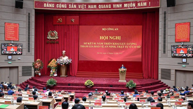 Hội nghị Sơ kết 01 năm triển khai lực lượng tham gia bảo vệ an ninh, trật tự ở cơ sở, tổ chức ngày 12/11. (Ảnh: TRẦN HẢI)