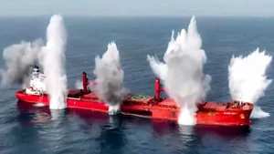 [Video] Chiến thuật mới của Houthi khuấy đảo Biển Đỏ