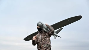 [Video] UAV Ukraine tấn công căn cứ Nga ở Crimea, nhiều khí tài bị phá hủy