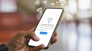 [Video] Thái Lan mạnh tay cắt toàn bộ internet tới Campuchia để ngăn tội phạm mạng 