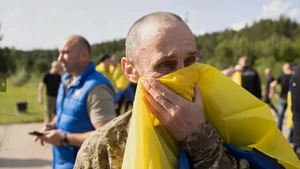 [Video] 1000 tù binh Ukraine về nước sau đợt Nga – Ukraine không kích lãnh thổ