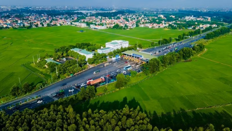 Theo quy định tại Nghị định 119/2024/NĐ-CP, từ ngày 1/10 tới, phương tiện sử dụng làn thu phí điện tử không dừng (ETC) bắt buộc phải sử dụng tài khoản giao thông đã định danh.