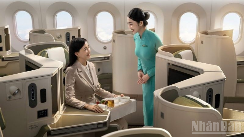 Hương thơm là một điểm chạm mới, thể hiện nỗ lực không ngừng của Hãng hàng không Quốc gia trong hành trình nâng cao chất lượng dịch vụ và trải nghiệm khách hàng.