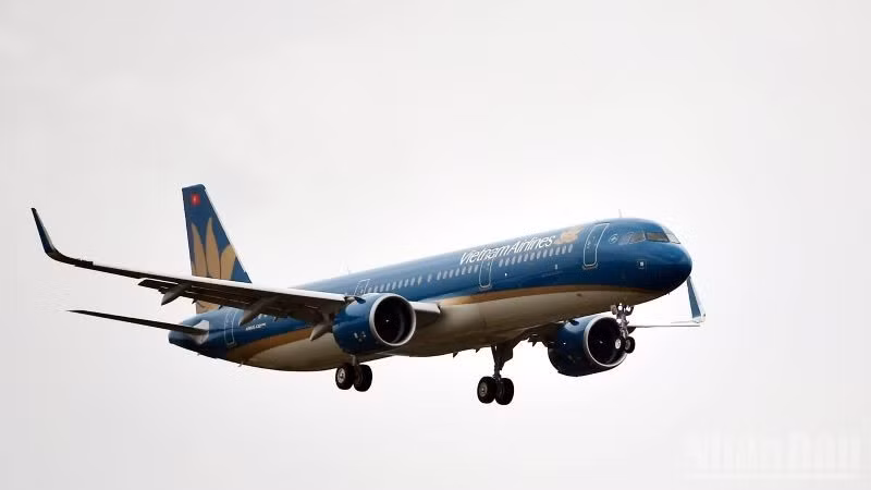 Vietnam Airlines Group khuyến cáo hành khách chủ động theo dõi lịch trình bay trong dịp cận Tết Nguyên đán do ảnh hưởng của sương mù tại một số sân bay miền bắc và Bắc Trung Bộ.