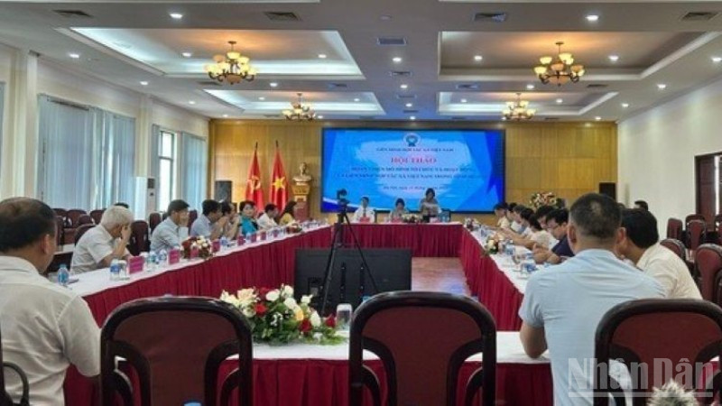 Hội thảo với chủ đề: “Hoàn thiện mô hình tổ chức và hoạt động của Liên minh Hợp tác xã Việt Nam trong tình hình mới”.