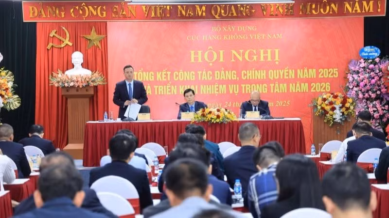 Quang cảnh hội nghị tổng kết năm 2025, bàn định hướng, giải pháp năm 2026 của Cục Hàng không Việt Nam.