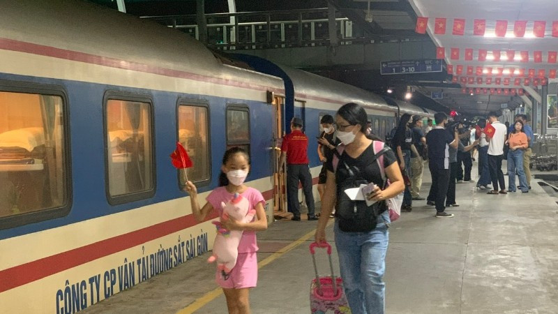 Trong 3 ngày dịp 2/9, Tổng Công ty Đường sắt Việt Nam tạm dừng tổ chức chạy tàu vào trung tâm Hà Nội; dừng đón-trả khách tại ga Giáp Bát.