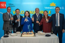 Phó Chủ tịch nước Võ Thị Ánh Xuân dự khai trương đường bay Hà Nội-Milan (Italia).