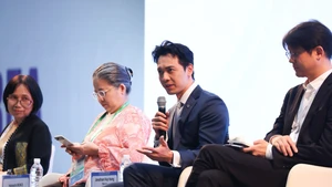 Ông Trần Hùng Huy phát biểu tại phiên thảo luận của APEC Public Private Dialogue.
