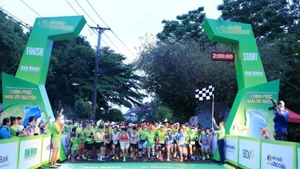 Không khí đầy hứng khởi tại Giải chạy Đắk Nông Marathon 2025.