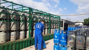 Giá gas tháng 8 tiếp tục "hạ nhiệt" tháng thứ 3 liên tiếp.