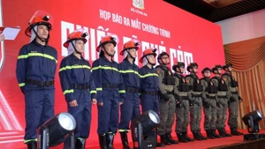 Các nghệ sĩ, diễn viên trong vai Chiến sĩ quả cảm trên VTV3.