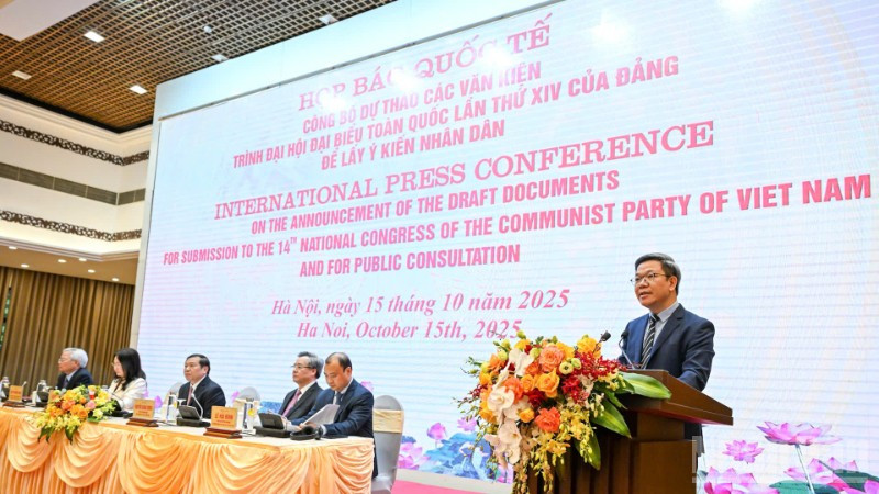Quang cảnh buổi Họp báo quốc tế. 