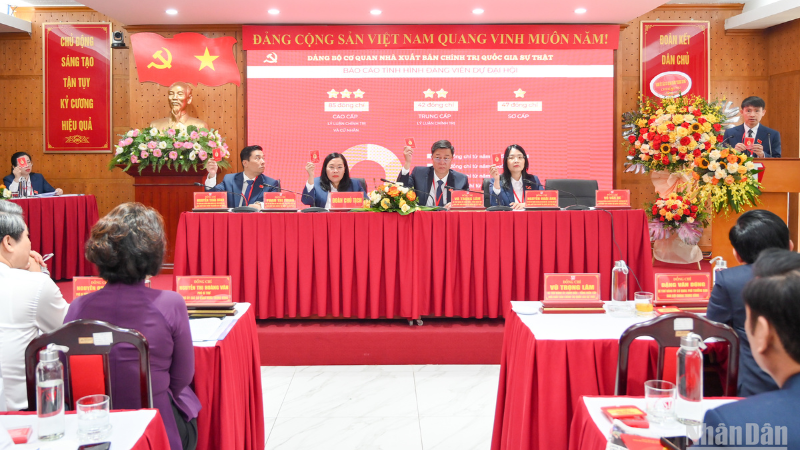 Quang cảnh Đại hội Đảng bộ cơ quan Nhà xuất bản Chính trị quốc gia Sự thật. 