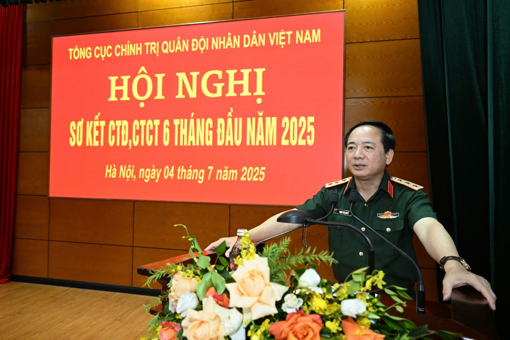 Thượng tướng Trịnh Văn Quyết phát biểu kết luận hội nghị. (Ảnh: THẾ ĐẠI) z6770036793794-a13abeb481531e88d8f72aaae29cd6ee.jpg