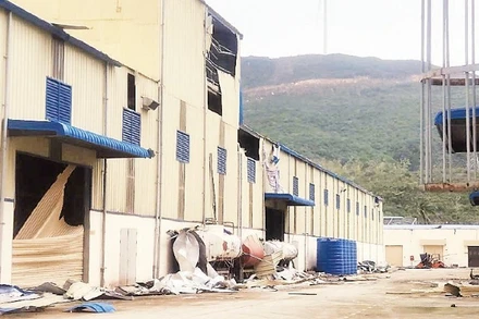 Những thiệt hại về cơ sở vật chất tại Công ty trách nhiệm hữu hạn Sản xuất thức ăn chăn nuôi FAGO vẫn chưa thể khắc phục hoàn toàn.