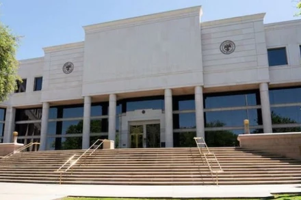 Tòa án Tối cao bang Arizona.