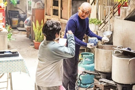 Cảnh trong "Mùi phở" - bộ phim thu hút khán giả dịp đầu năm 2026. (Ảnh: MINH ANH)