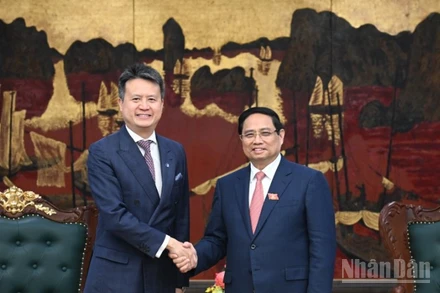 Thủ tướng Phạm Minh Chính và Tổng Giám đốc Tổ chức Sở hữu trí tuệ Thế giới (WIPO) Daren Tang. (Ảnh: Trần Hải)