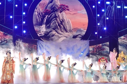 Chương trình nghệ thuật khai mạc Đêm hội Nguyên tiêu mừng Xuân Bính Ngọ 2026.