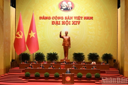 Tổng Bí thư Tô Lâm báo cáo về các văn kiện trình Đại hội XIV Đảng Cộng sản Việt Nam tại phiên khai mạc Đại hội đại biểu toàn quốc lần thứ XIV Đảng Cộng sản Việt Nam. 