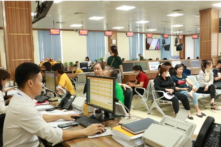 Tiếp tục triển khai thực hiện có hiệu quả các nhiệm vụ bảo đảm tổ chức bộ máy của đơn vị hành chính 2 cấp hoạt động ổn định, thông suốt. 