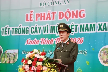 Đại tướng Lương Tam Quang, Ủy viên Bộ Chính trị, Bộ trưởng Công an chủ trì Lễ phát động “Tết trồng cây vì một Việt Nam xanh”.
