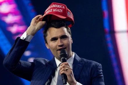 Charlie Kirk, nhà hoạt động thanh niên cánh hữu