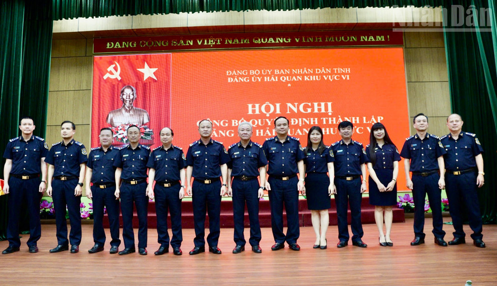 Ban Chấp hành Đảng bộ Hải quan khu vực VI ra mắt Hội nghị. ndo_tr_img-9723.jpg