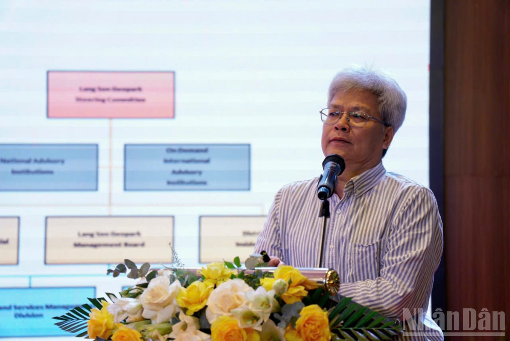 Phó Giáo sư, Tiến sĩ Trần Tân Văn, Chuyên gia cao cấp về Công viên địa chất phát biểu tham luận. ndo_br_gen-h-z6751392282025-ee088376d6ef0e589d36350e5ce9c30c.jpg