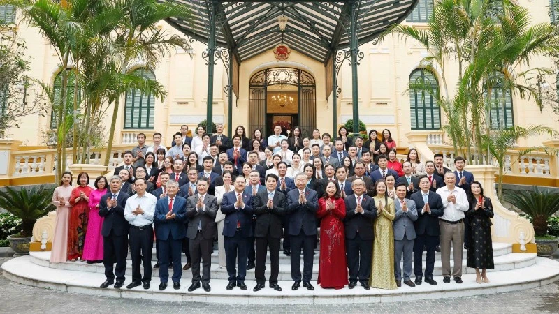 Tổng Bí thư Tô Lâm gặp mặt Văn phòng Chủ tịch nước, nhấn mạnh vai trò tham mưu chiến lược
