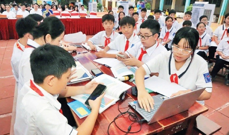 Giờ học tại Trường trung học cơ sở Trần Phú (Hải Phòng). (Ảnh THANH TÙNG)