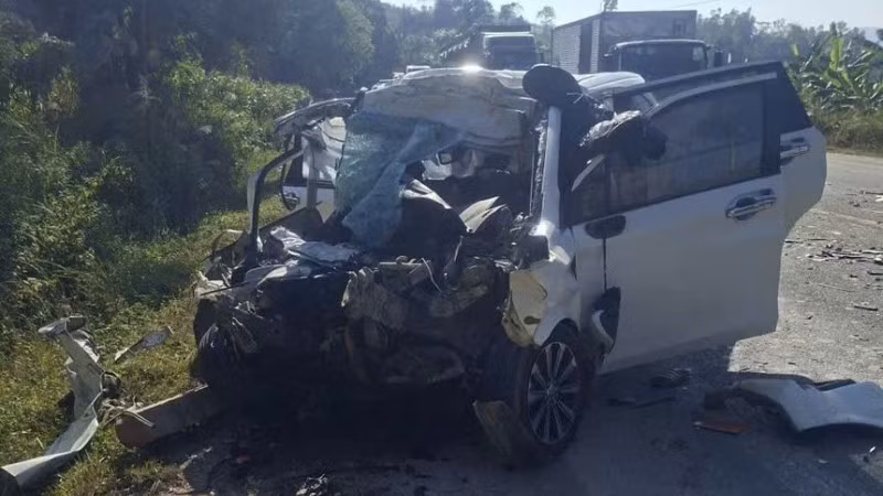 Vụ tai nạn đã khiến 4 người tử vong tại chỗ, 2 người bị thương nặng.