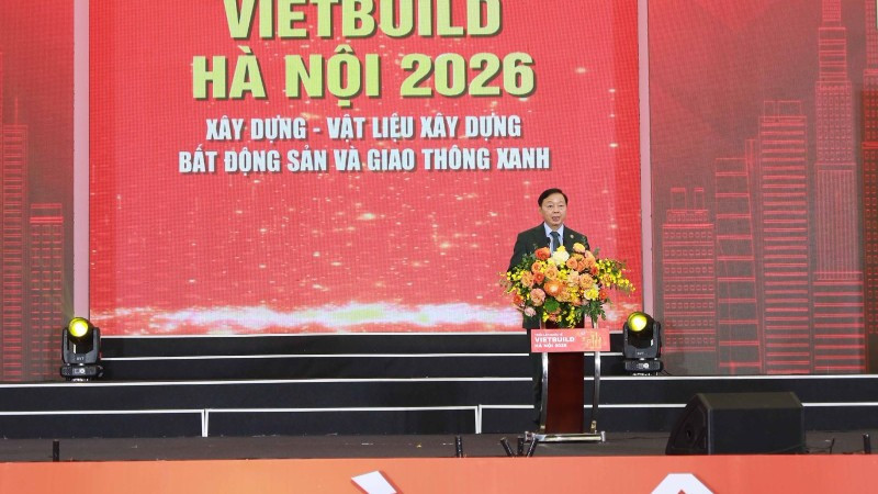 Phó Thủ tướng Chính phủ Trần Hồng Hà phát biểu khai mạc Triển lãm Quốc tế Vietbuild Hà Nội 2026 lần 1. (Ảnh: Bộ Xây dựng)