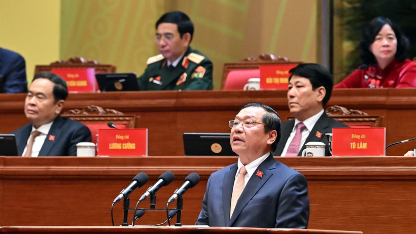 Đồng chí Lại Xuân Môn, Ủy viên Trung ương Đảng, Bí thư Đảng ủy, Phó Trưởng ban Thường trực Ban Tuyên giáo và Dân vận Trung ương, tham luận về vấn đề "Công tác chính trị, tư tưởng trong kỷ nguyên mới."