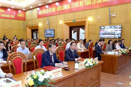 Quang cảnh hội nghị.