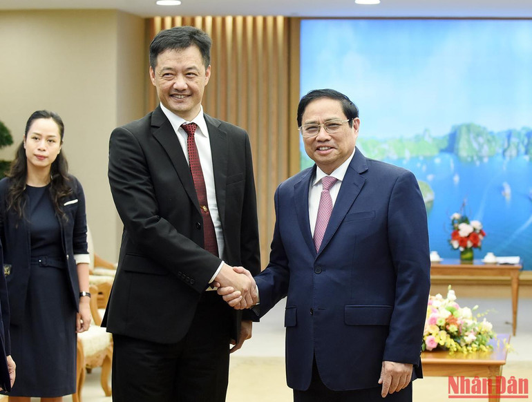 Thủ tướng Phạm Minh Chính đón Giám đốc điều hành Quỹ Temasek Ng Boon Heong. Thủ tướng Phạm Minh Chính đón Giám đốc điều hành Quỹ Temasek Ng Boon Heong.