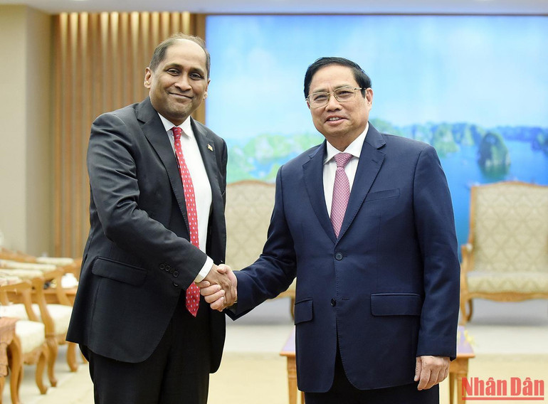 Thủ tướng Phạm Minh Chính đón Đại sứ Singapore tại Việt Nam Jaya Ratnam. Thủ tướng Phạm Minh Chính đón Đại sứ Singapore tại Việt Nam Jaya Ratnam.