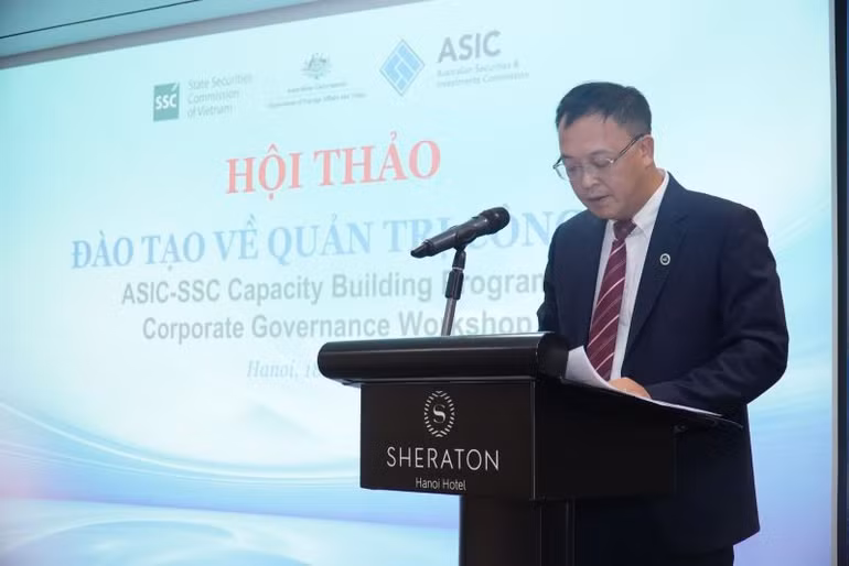 Phó Chủ tịch Ủy ban Chứng khoán Nhà nước Bùi Hoàng Hải phát biểu khai mạc Hội thảo. Phó Chủ tịch Ủy ban Chứng khoán Nhà nước Bùi Hoàng Hải phát biểu khai mạc Hội thảo.