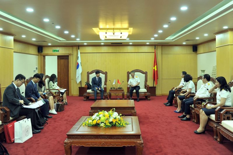 Quang cảnh buổi tiếp Đoàn công tác của Cơ quan thuế Quốc gia Hàn Quốc