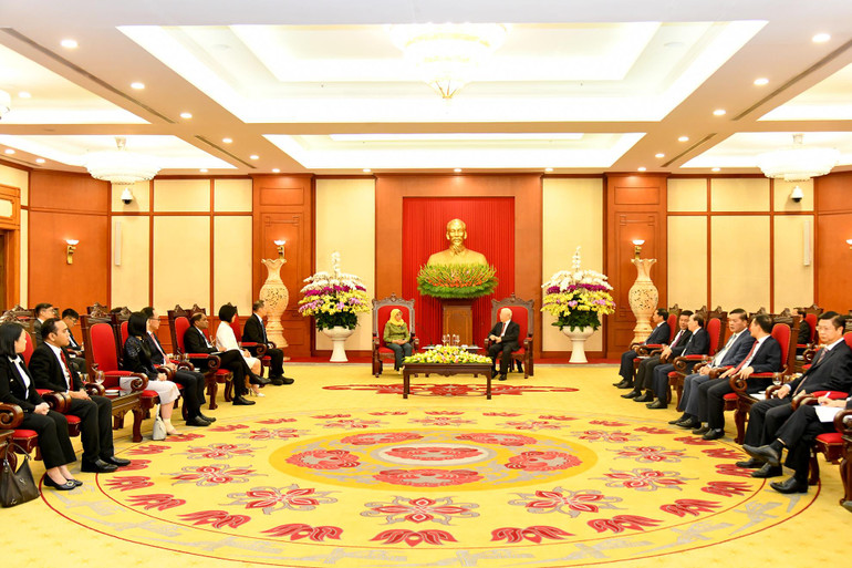 [Ảnh] Tổng Bí thư Nguyễn Phú Trọng tiếp Tổng thống Cộng hòa Singapore Halimah Yacob ảnh 7