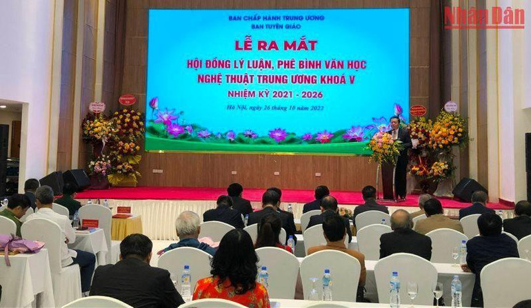 Toàn cảnh buổi Lễ ra mắt Hội đồng Lý luận, phê bình văn học, nghệ thuật Trung ương nhiệm kỳ 2021-2026.