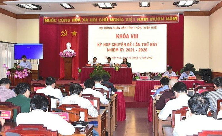 Kỳ họp chuyên đề HĐND tỉnh Thừa Thiên Huế (khóa 8) đã thông qua thông qua 22 nghị quyết có ý nghĩa quan trọng.