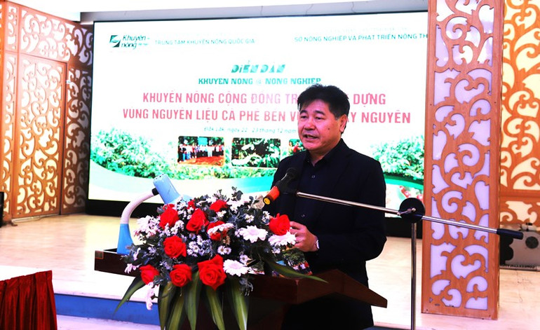 Giám đốc Trung tâm Khuyến nông Quốc gia Lê Quốc Thanh phát biểu tại diễn đàn.