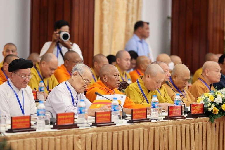 Đại biểu các tôn giáo tại hội nghị. (Ảnh: VGP)