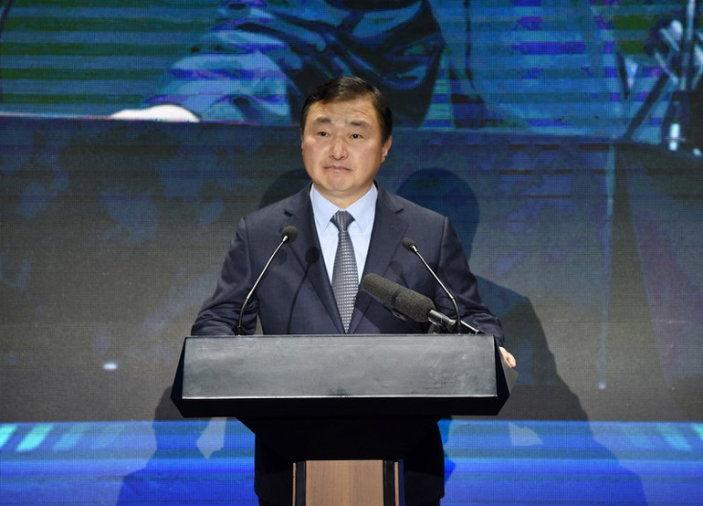 Ông Roh Tae Moon - Tổng Giám đốc Samsung Điện tử phát biểu tại buổi lễ.