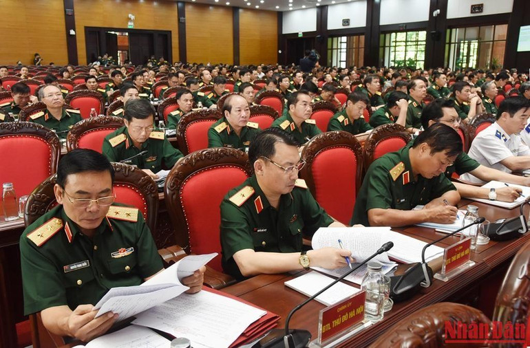 Các đại biểu dự hội nghị.