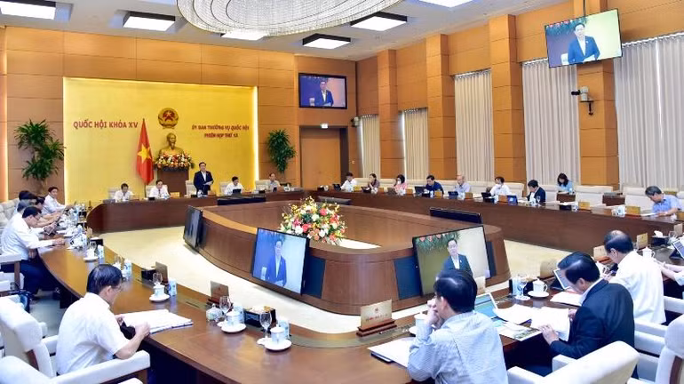 Quang cảnh phiên họp thứ 13 Ủy ban Thường vụ Quốc hội khóa XV. (Ảnh Duy Linh)