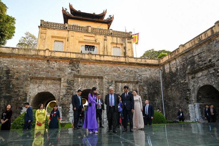 Năm 2010, Tổ chức Giáo dục, Khoa học và Văn hóa Liên hợp quốc (UNESCO) đã công nhận Khu di tích trung tâm Hoàng thành Thăng Long là Di sản Văn hóa thế giới. Nơi đây và trở thành địa điểm nghiên cứu khoa học cũng như tham quan du lịch nổi tiếng của Hà Nội.